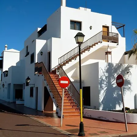 Apartment Neptuno Share Pool Costa Teguise Teguise (Lanzarote)